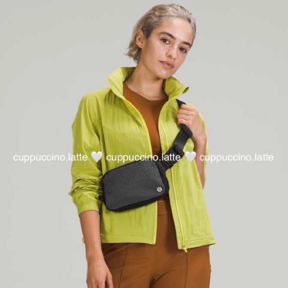 🖤NWT RARE🕸ORIGINAL Lululemon Everywhere Belt Bag in Black/White Grid Pattern - Picture 15 of 15